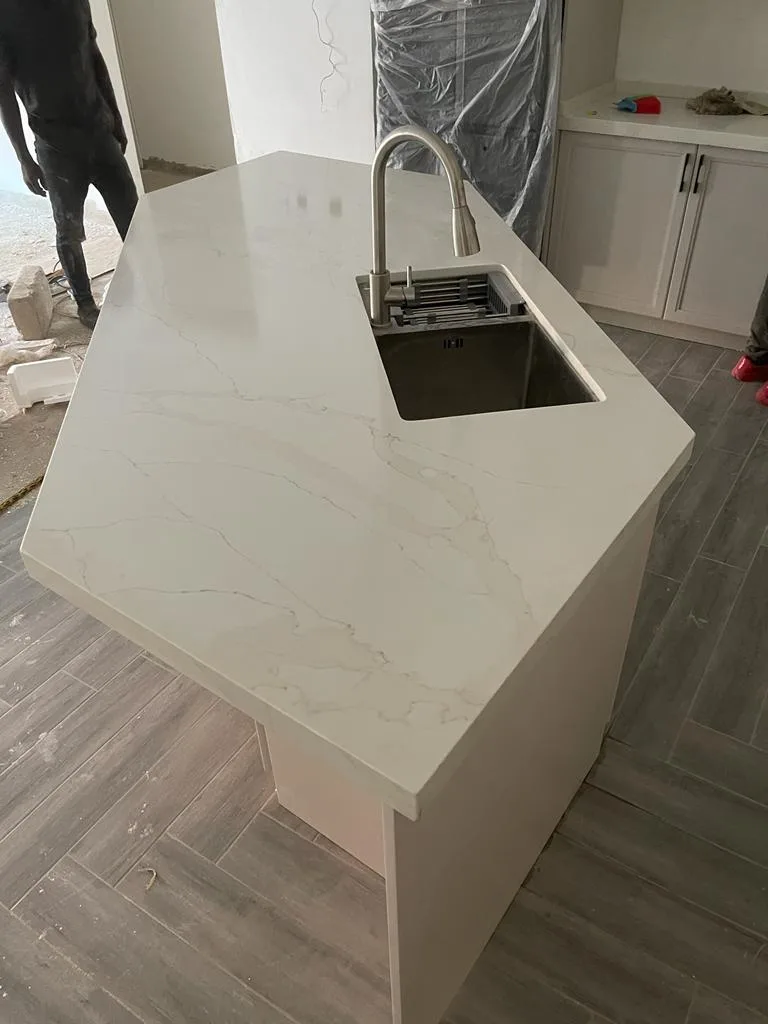 Kitchen island countertop and basin during cabinet installation